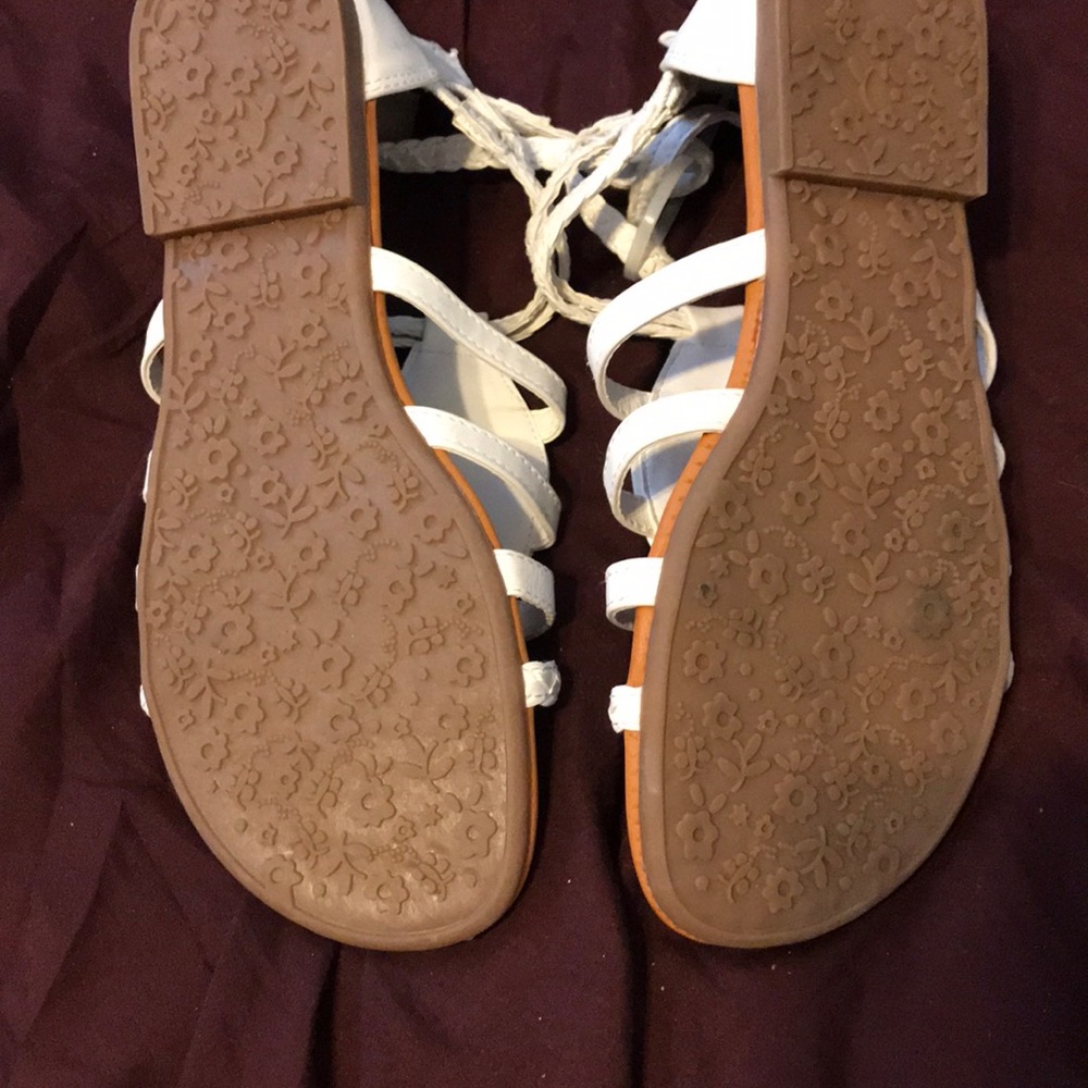 😻3/$20 So brand sandals size 61/2 - Picture 3 of 5